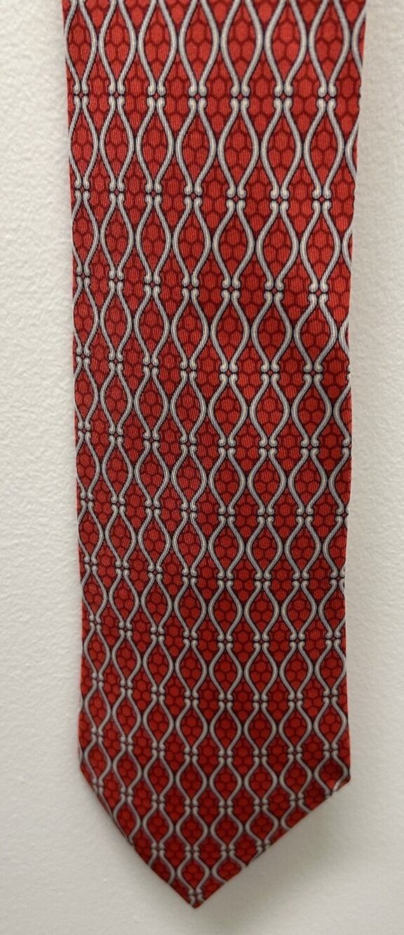 HERMÈS Men’s Red Silk Print Tie Worn Once